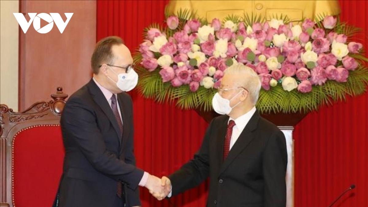Party chief elated at growing Vietnam-Russia ties despite COVID-19
